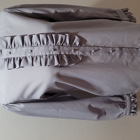 VICTORIAN ROMANTIC VINTAGE FEMININE COTTAGECORE BUTTON DOWN LAVENDER BLOUSE TOP - Picture 7 of 16